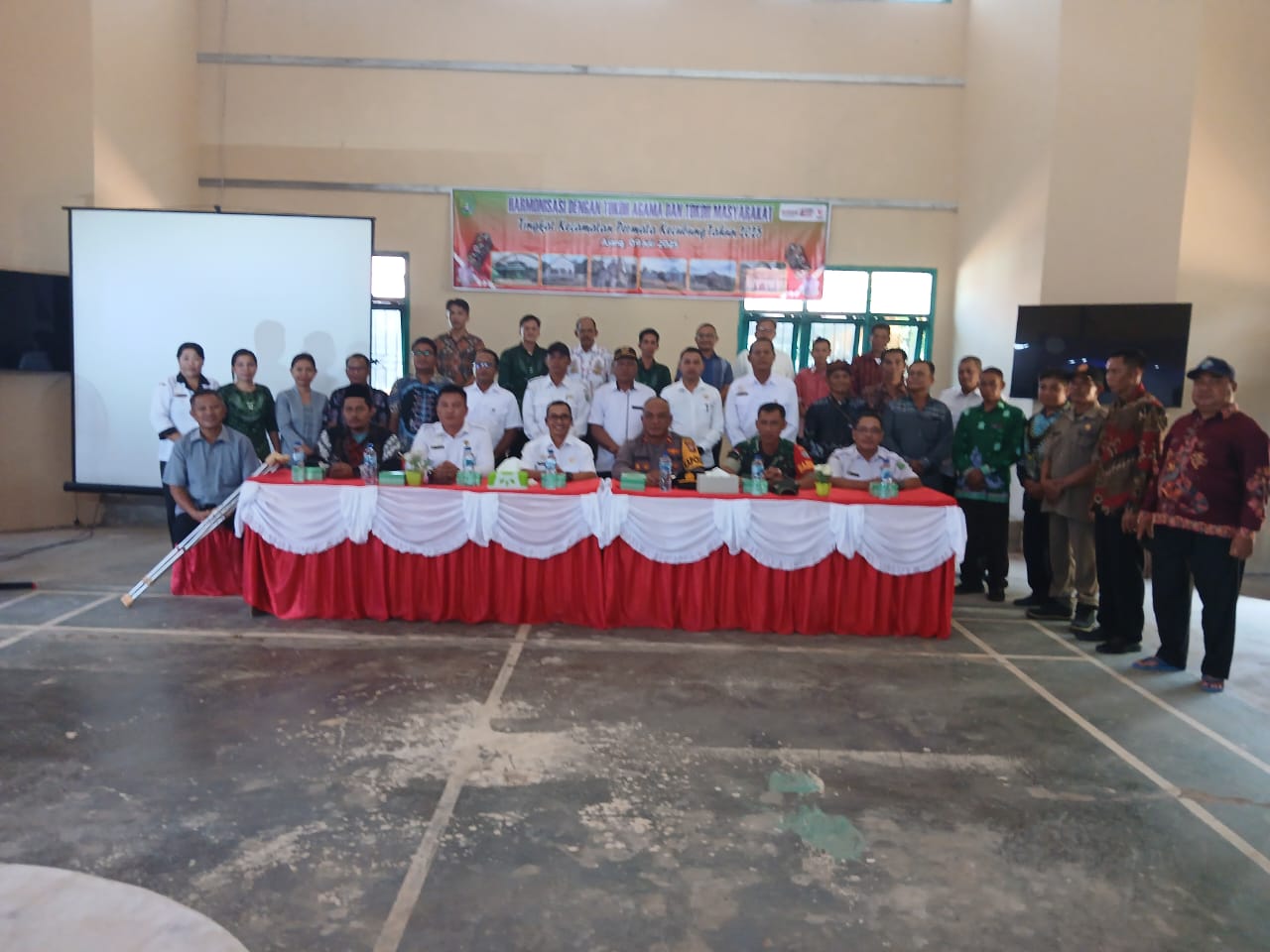 harmonisasi-antara-pemerintah-kecamatan-permata-kecubung-dengan-tokoh-agama-dan-tokoh-masyarakat
